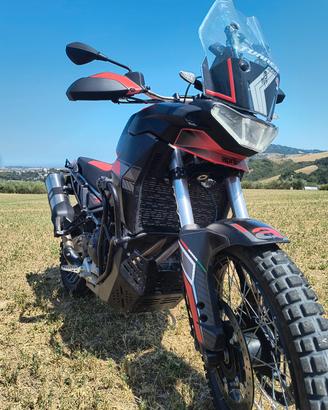 Aprilia tuareg 660