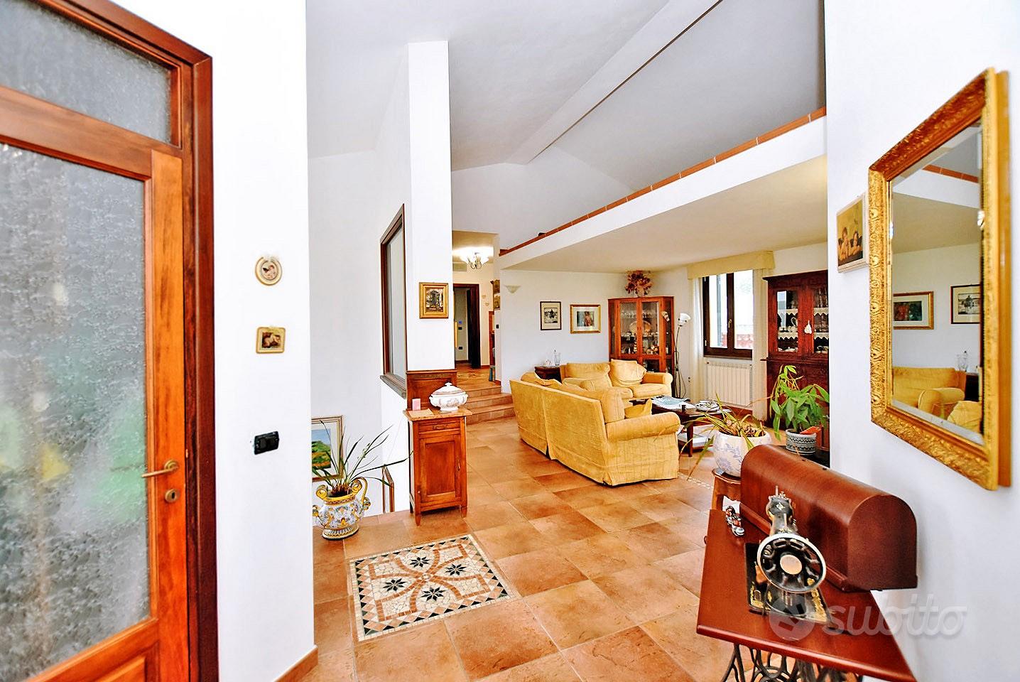 Casa – Fiolinas/Florinas, Tàttari/Sassari - Altro