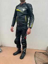 Tuta Dainese (giacca+pantalone+stivali)