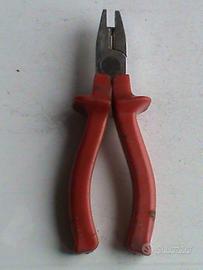 Pinza da elettricista anni 90