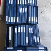 42 Raccoglitori ad anelli in pelle