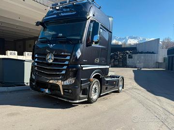 Mercedes actros 1853