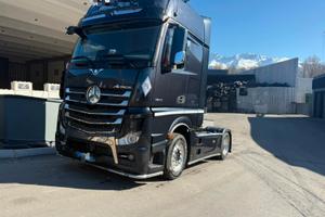 Mercedes actros 1853