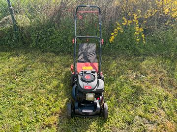 Tagliaerba a scoppio perfetto