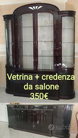 Mobili da salone vetrina con credenza antica