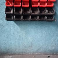 pannello con cassetti