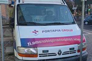 AMBULANZA RENAULT MASTER 2001