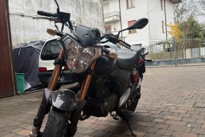 Benelli 125 (Keeway RKV)