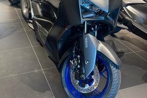 Yamaha x-max 125 2024