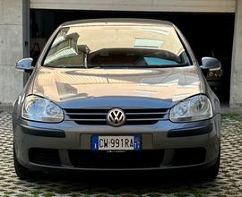Volkswagen Golf 1.6 16V FSI 5p. Comfortline