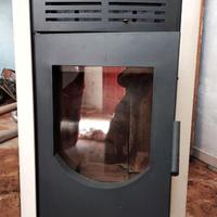 Stuffa pellet potente 16 kw