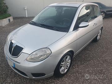 Lancia y 1.1 metano full optional 1° proprietario