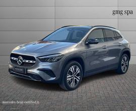 Mercedes-Benz GLA 250 e Plug-in Progressive A...