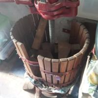 Attrezzatura per fare vino