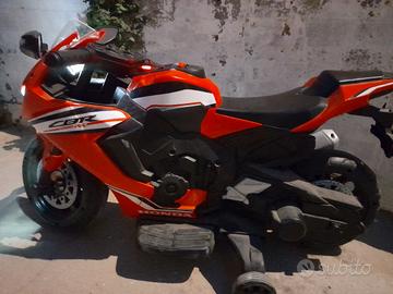 Moto elettrica bimbo