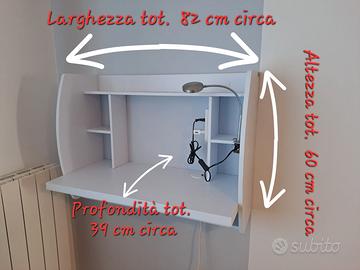 Scrivania sospesa da muro