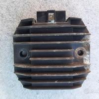REGOLATORE DI TENSIONE YAMAHA R1 1998 a 2001