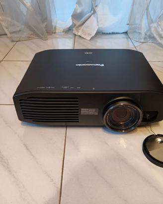 Proiettore Panasonic PT-AT5000 Full HD 3D