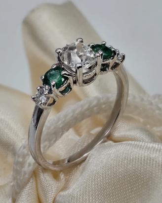 ANELLO ORO BIANCO SMERALDI E DIAMANTI