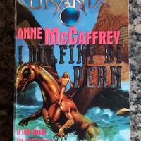 Urania I Delfini di Pern Anne McCaffrey Mondadori 