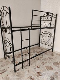 Letto a castello in ferro