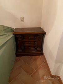 Coppia comodini legno antico