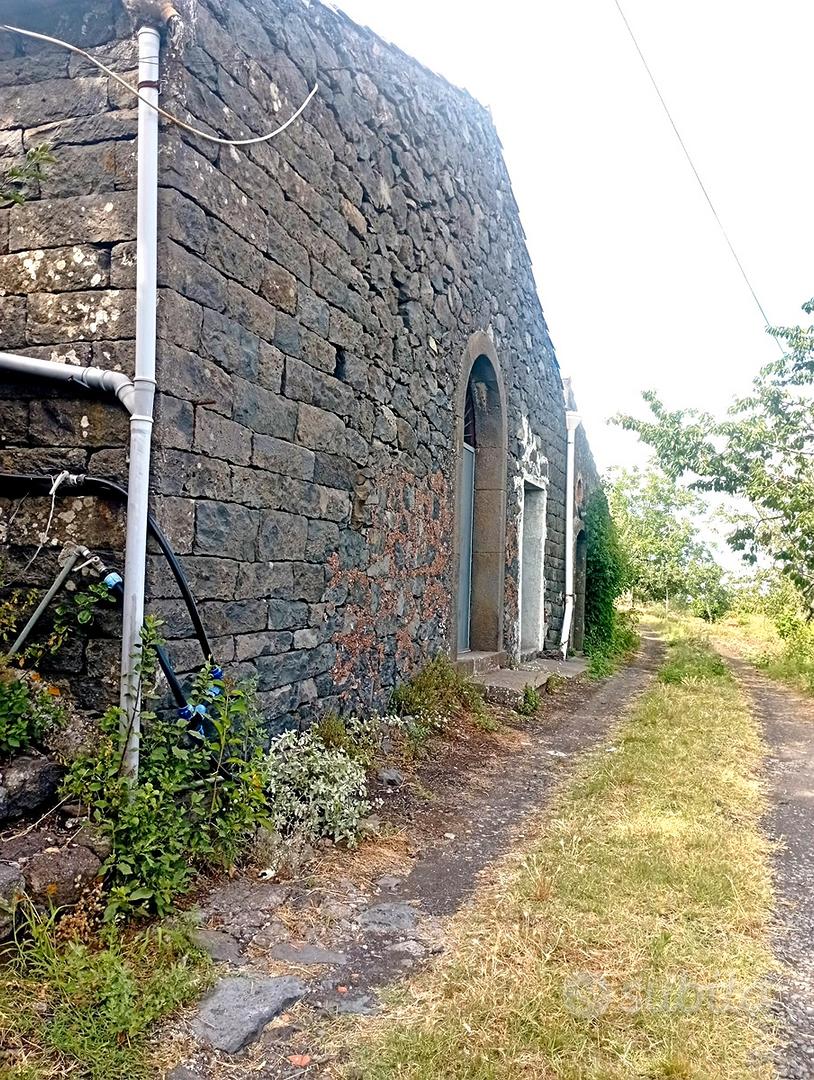 Casale con ampio terreno panoramico - Vista 5