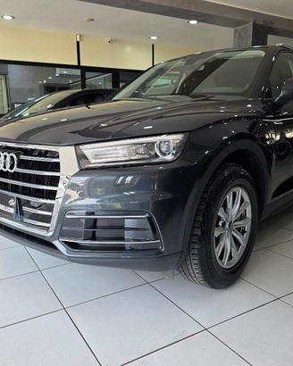 AUDI Q5 2.0 TDI 150CV Business Navi