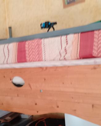 letto a castello in legno fatto a mano 