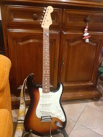 chitarra elettrica fender stratocaster