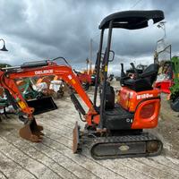 Miniescavatore con motore KUBOTA 10qli