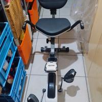 Cyclette pieghevole salvaspazio