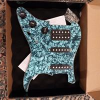 battipenna pre cablato stratocaster