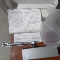 Chiudiporta Dorma TS 72 con blocco porta