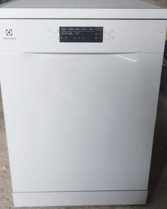 Lavastoviglie Electrolux Libera il istallazione 