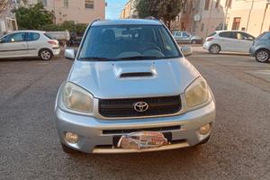Toyota RAW 2000