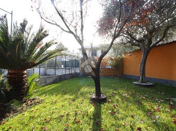 CASA DI CORTE A CERRO MAGGIORE