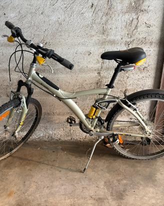 Bicicletta Btwin