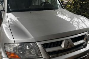 MITSUBTSHI V68W PAJERO