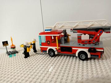 Lego Autopompa dei vigili del fuoco 60107