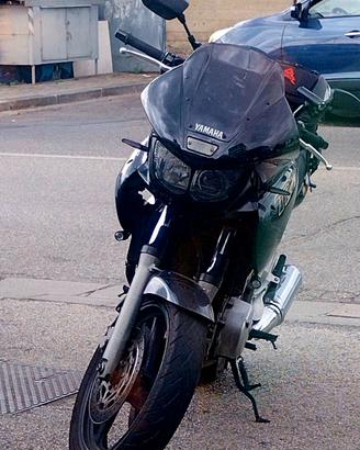 Yamaha TDM 850