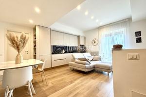 SPLENDIDO 3 LOCALI COMPLETAMENTE RISTRUTTURATO!