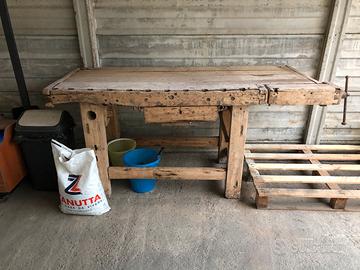 Tavoli da falegname da restaurare