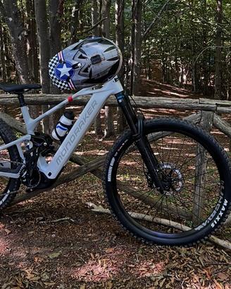 e-mtb Mondraker Crafty carbon R 2025