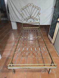 lettino in ferro battuto 