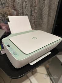 Stampante multifunzione HP DeskJet 2700 - Wi-Fi