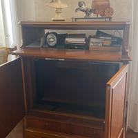 Stile inglese originale tavolo e porta tv