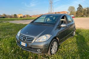 Mercedes classe A 150 benzina neopatentati