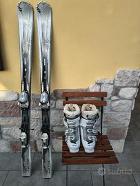 Kit.Donna :Sci - Scarponi - Attachi e Bastoncini