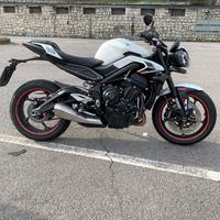 Triumph Street Triple R 2023 - come nuova